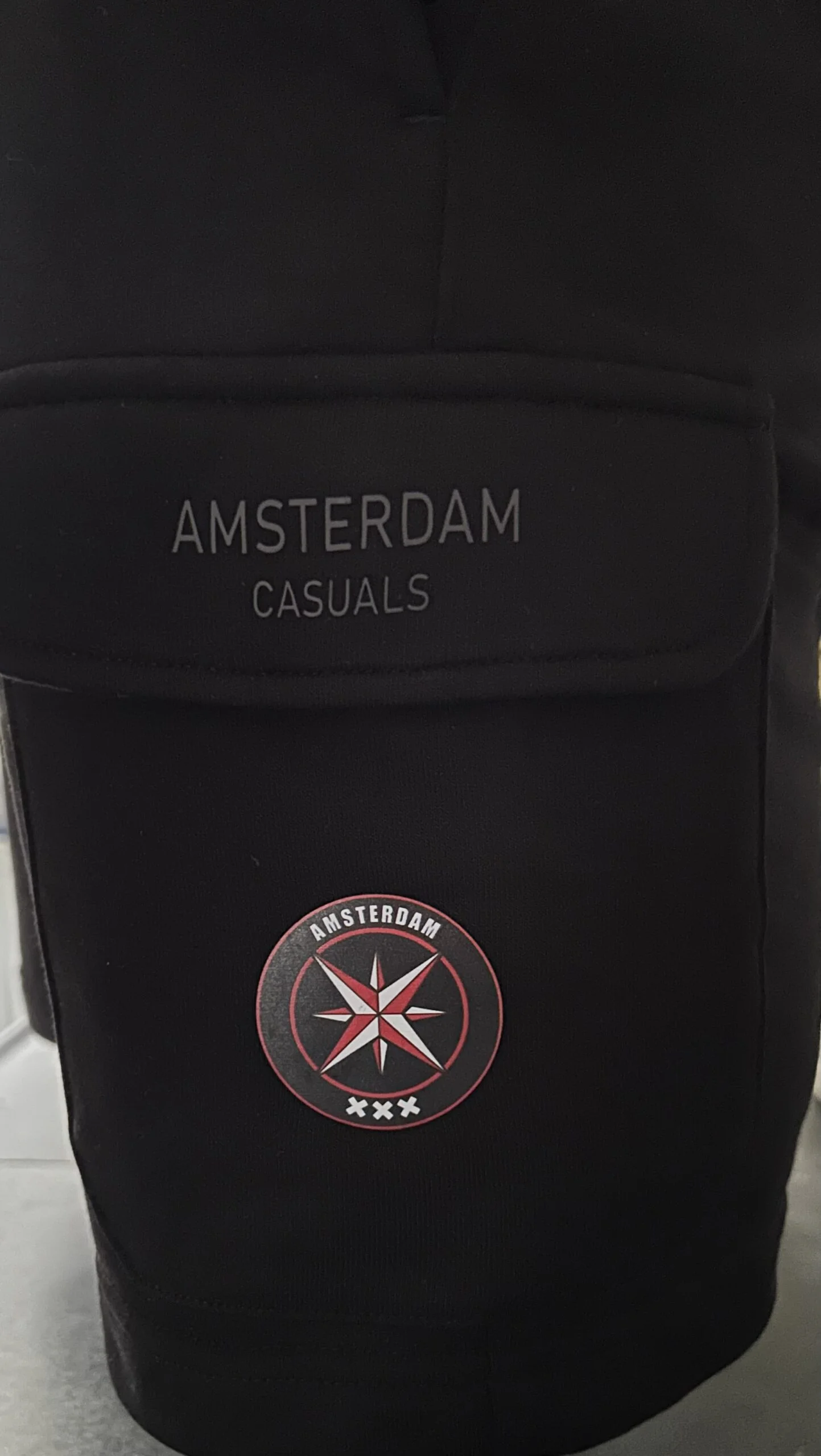 Casual short black