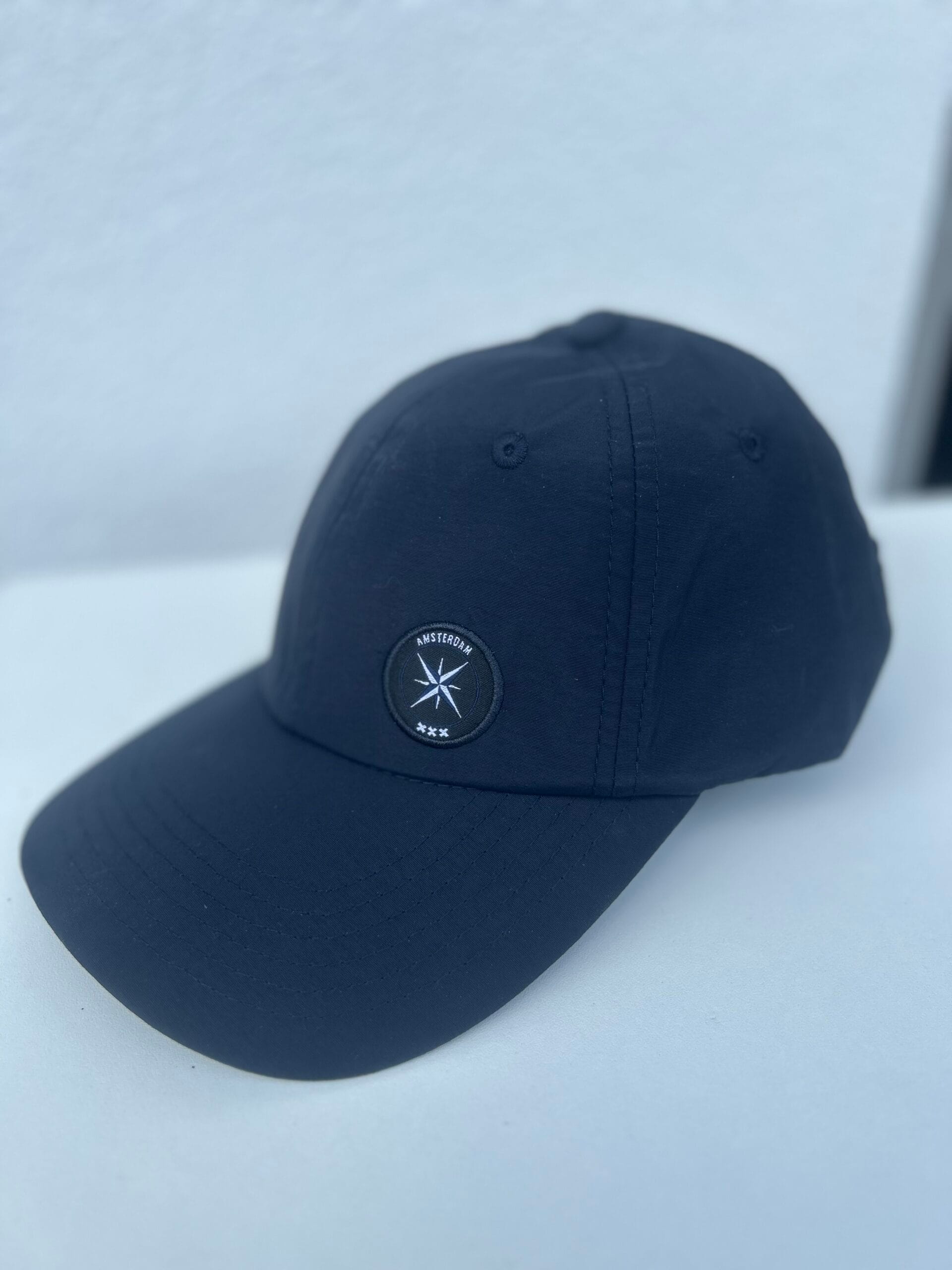 Classic cap navy logo